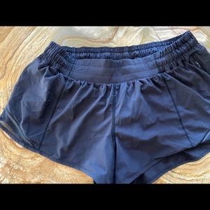 LULU Hottie hot shorts 2in